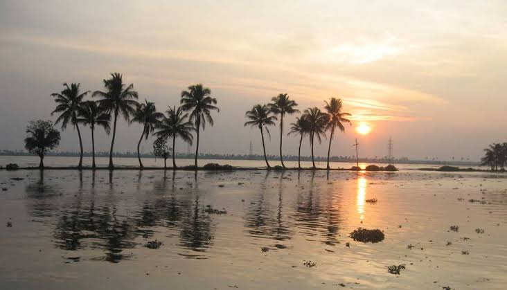 Veeranpuzha Lake